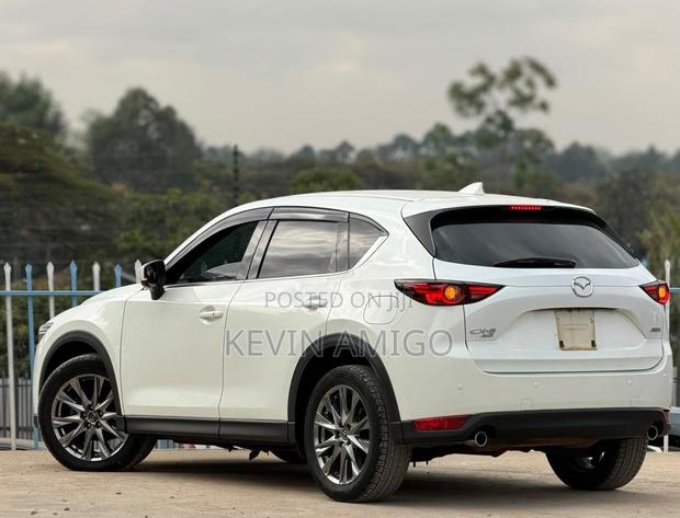 Mazda CX-5 2019 White