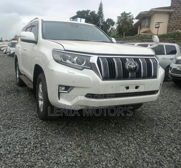 Toyota Land Cruiser Prado 2.8 2018 White