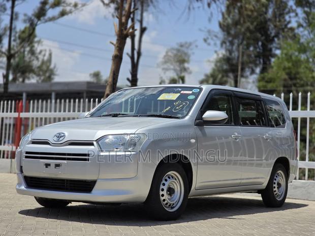 Toyota Succeed 2021 Silver