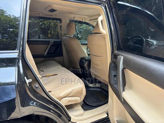 Toyota Land Cruiser Prado 3.0 TD 2012 Black