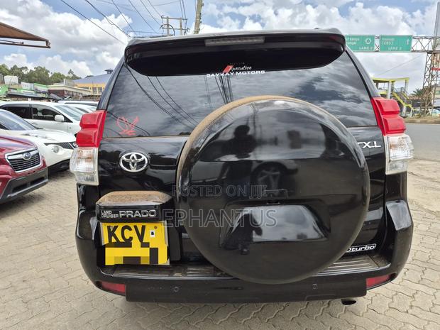 Toyota Land Cruiser Prado 3.0 TD 2012 Black