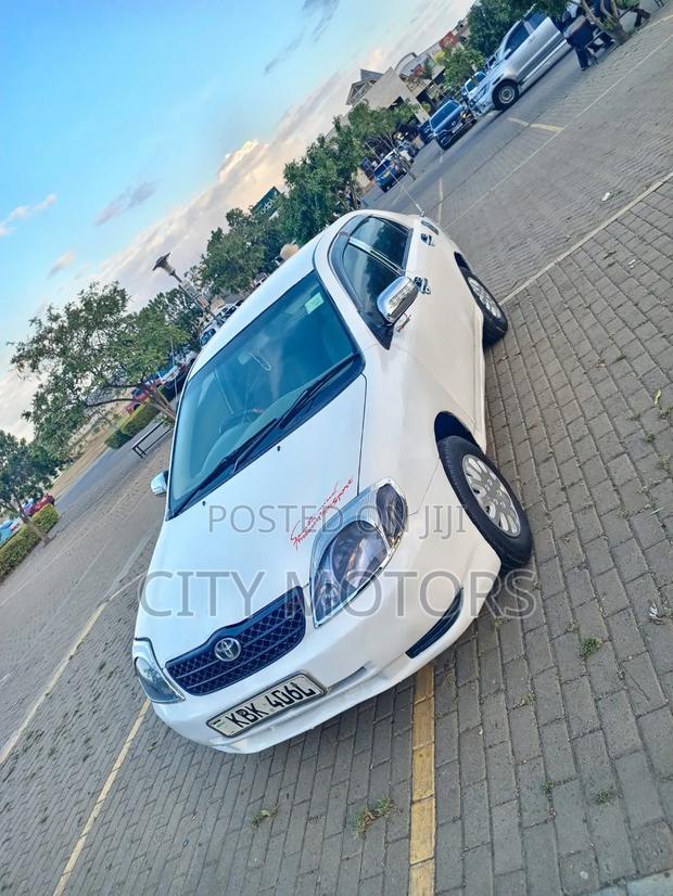Toyota Corolla 1.5 Sedan Automatic 2002 White