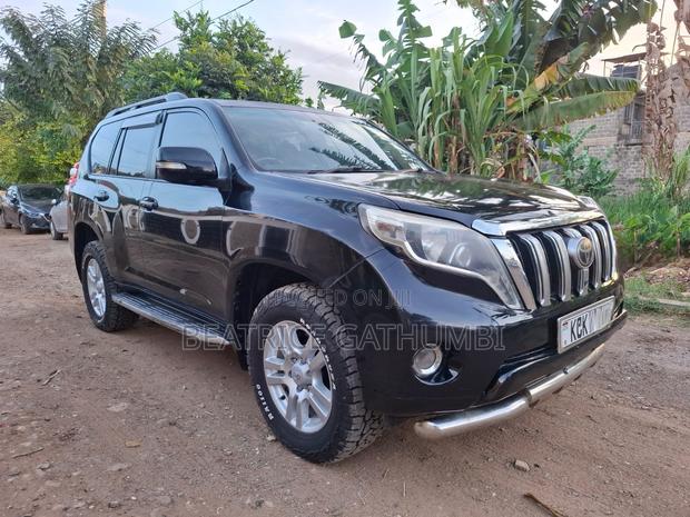 Toyota Land Cruiser Prado 2010 Black