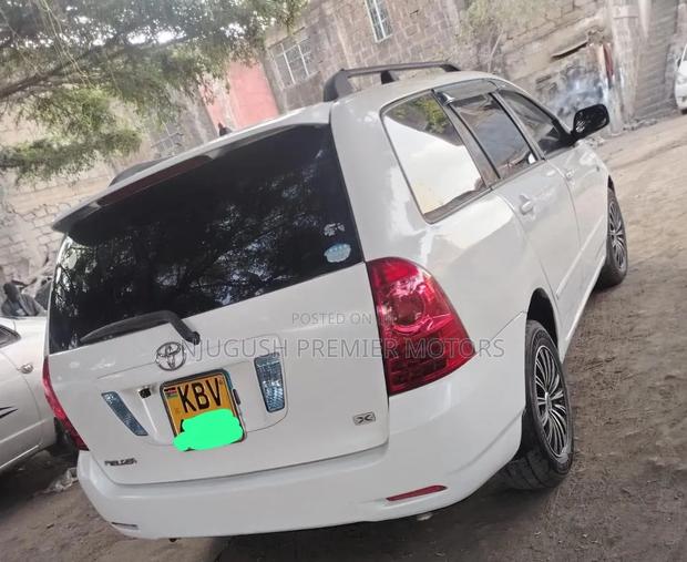 Toyota Corolla Fielder 2006 White