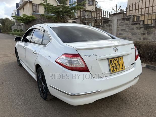 Nissan Teana 2012 White