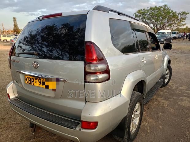 Toyota Land Cruiser Prado 3.0 D-4D 5dr 2006 Silver