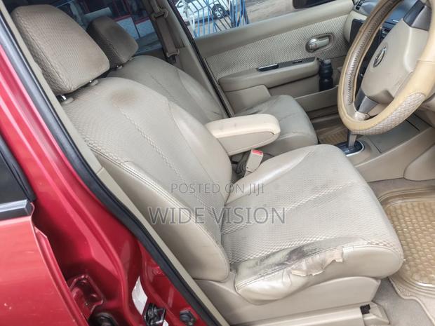 Nissan Tiida 2011 Red