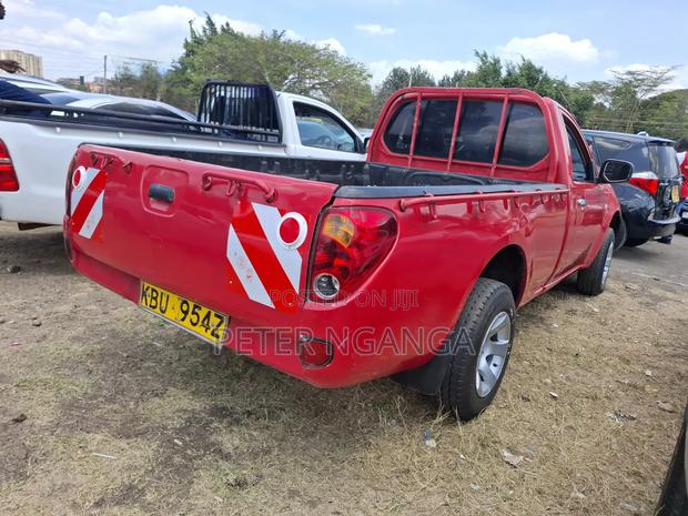 Mitsubishi L200 Single Cab 2.5 TD 2012 Red