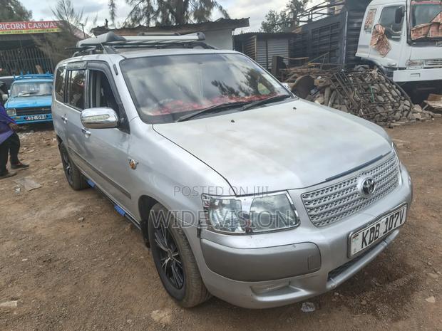 Toyota Succeed SV Premium 2014 Silver
