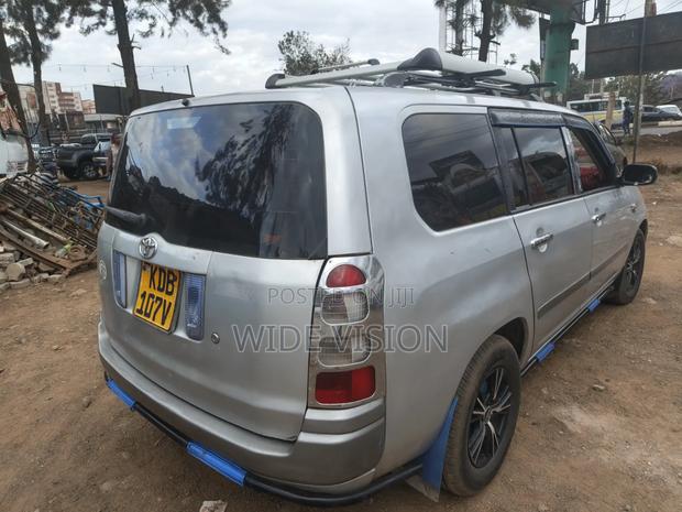 Toyota Succeed SV Premium 2014 Silver