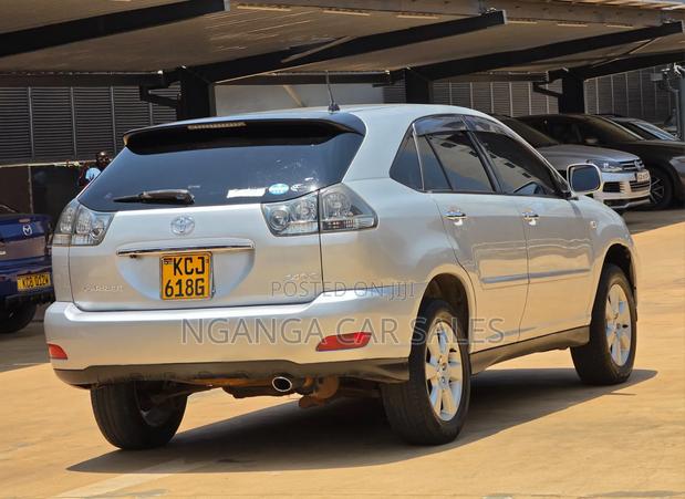 Toyota Harrier 2010 Silver