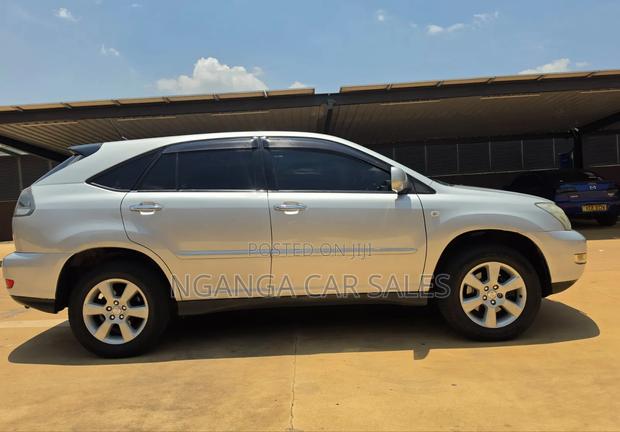 Toyota Harrier 2010 Silver
