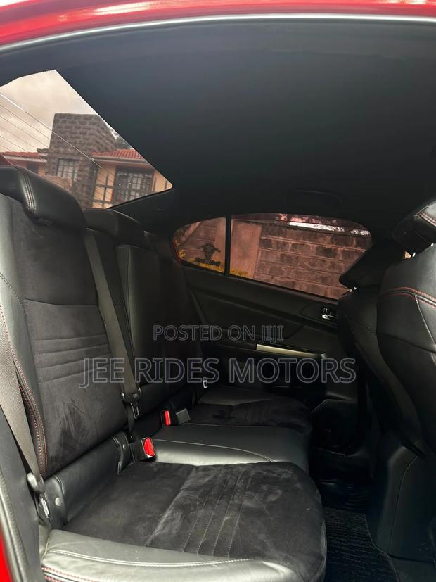 Subaru Impreza WRX STI 2.0 AWD 2014 Red