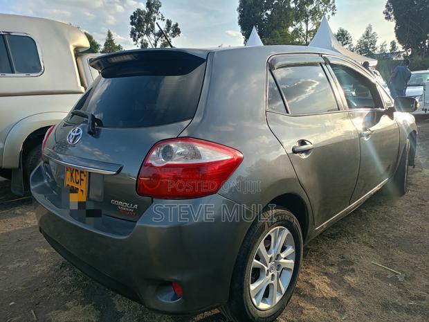 Toyota Auris 2011 Gray