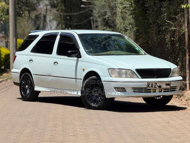 Toyota Vista 2001 Blue