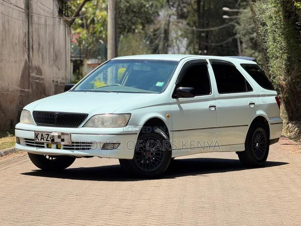 Toyota Vista 2001 Blue
