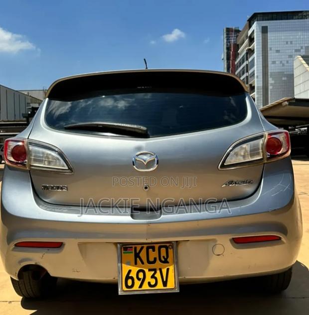 Mazda Axela 2011 Silver