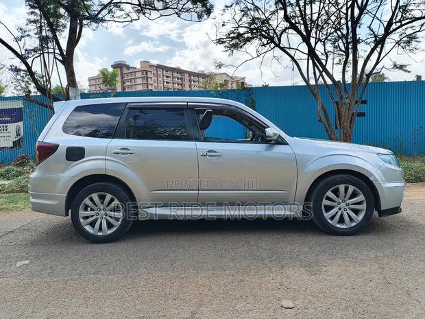 Subaru Forester 2011 Silver