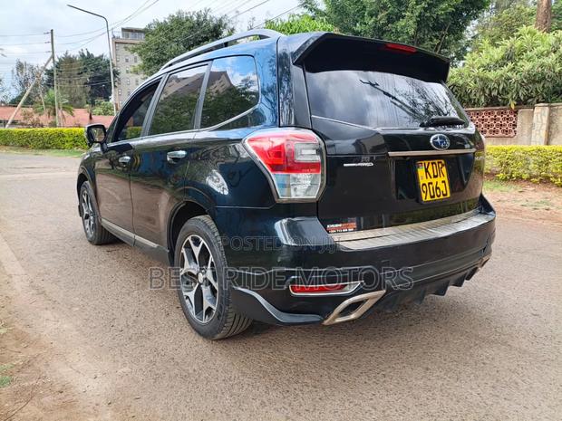 Subaru Forester 2017 Gray
