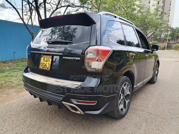 Subaru Forester 2017 Gray