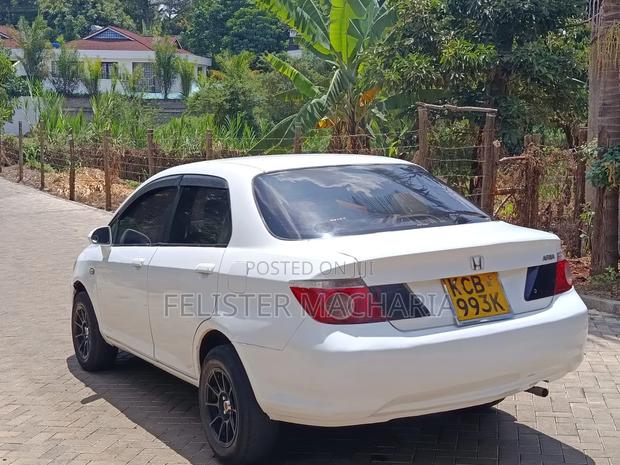 Honda Fit Aria 2008 White