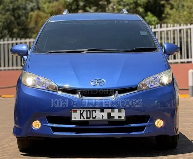 Toyota Wish 2015 Blue