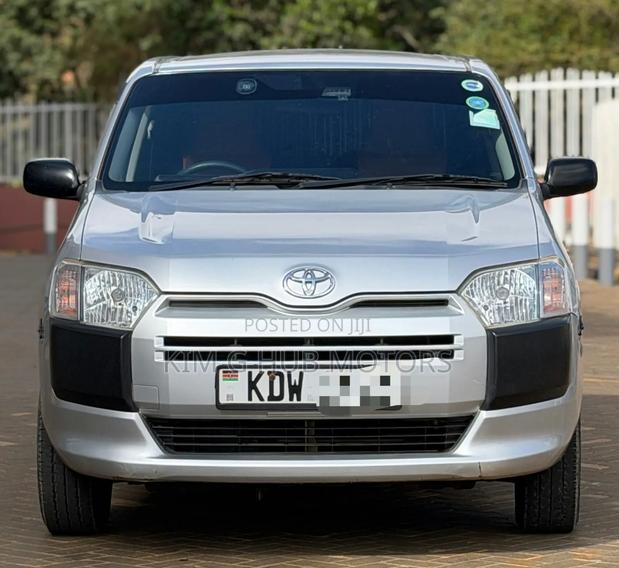 Toyota Probox 1.5 DX 2WD 2019 Silver