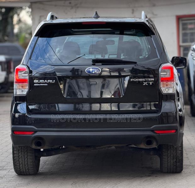 Subaru Forester Premium AWD 2019 Black