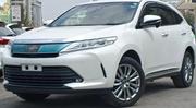 Toyota Harrier 2.0 2019 Off white for sale