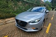 Mazda Axela 2018 Silver for sale