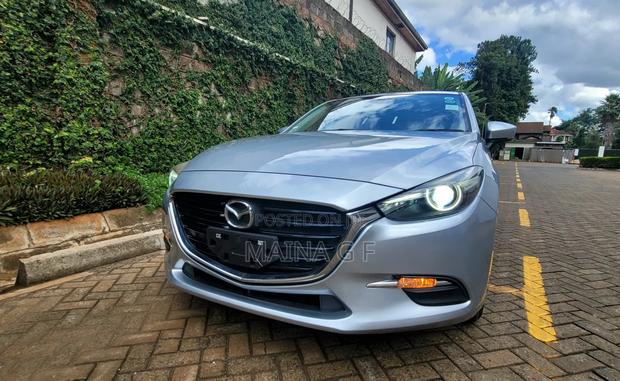 Mazda Axela 2018 Silver
