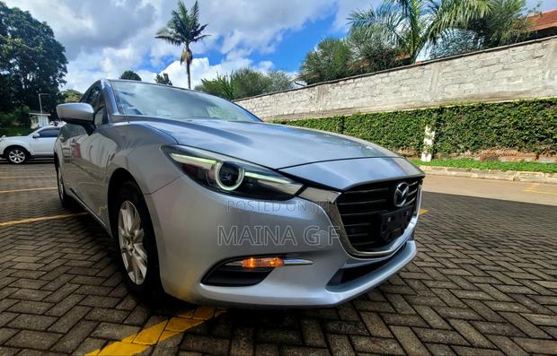 Mazda Axela 2018 Silver