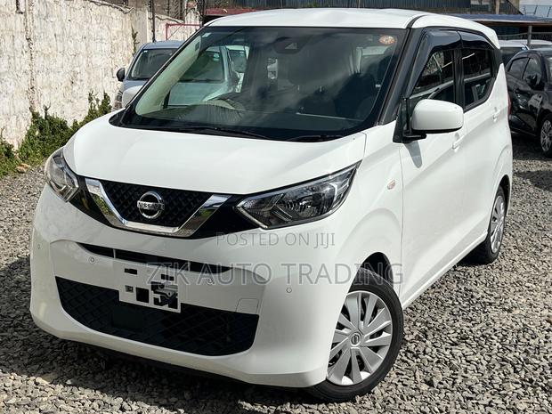 Nissan Dayz 2021 White