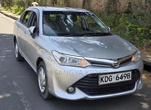 Toyota Axio 2015 Silver
