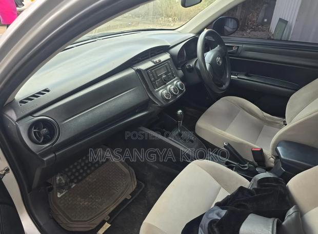 Toyota Axio 2015 Silver