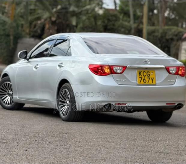 Toyota Mark X 2010 Silver