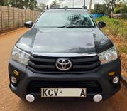 Toyota Hilux 2019 Green for sale