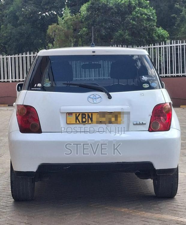 Toyota IST 2004 White