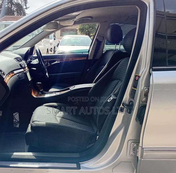 Mercedes-Benz E350 2005 Silver