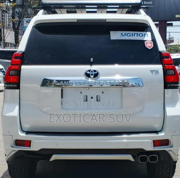 Toyota Land Cruiser Prado 2.8 2019 Teal