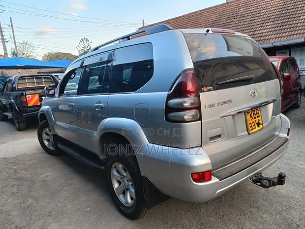 Toyota Land Cruiser Prado 3.0 D-4D 5dr 2004 Silver