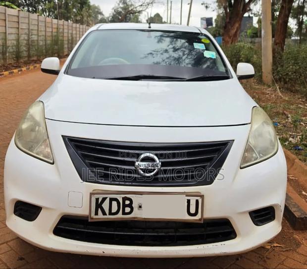 Nissan Latio 1.2 2013 Off white