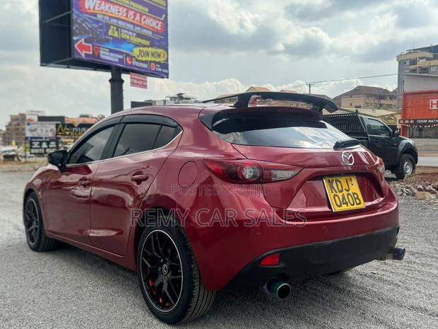 Mazda Axela 2015 Burgundy