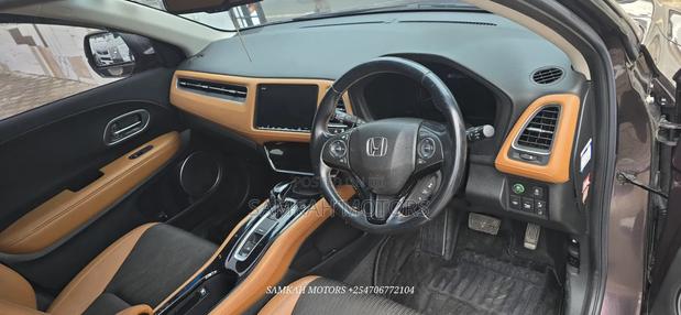 Honda Vezel 2019 Brown