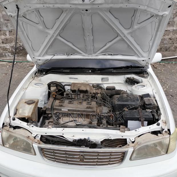 Toyota Corolla Sedan 1998 White
