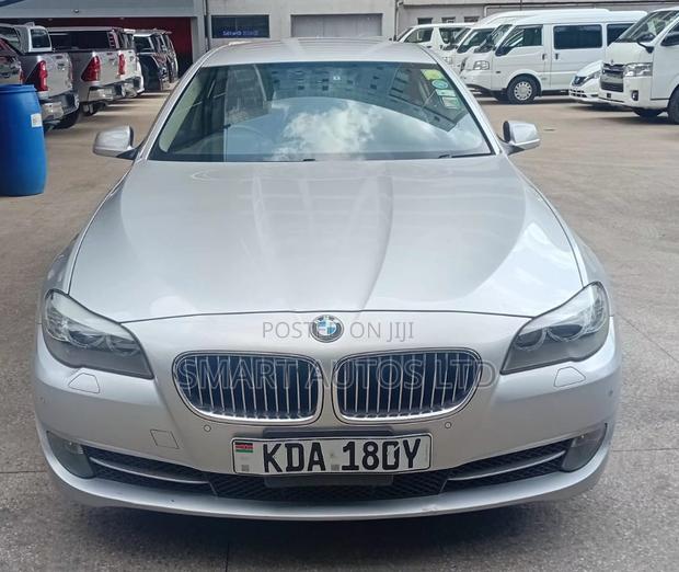BMW 523i 2011 Silver
