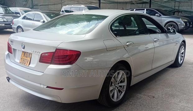 BMW 523i 2011 Silver
