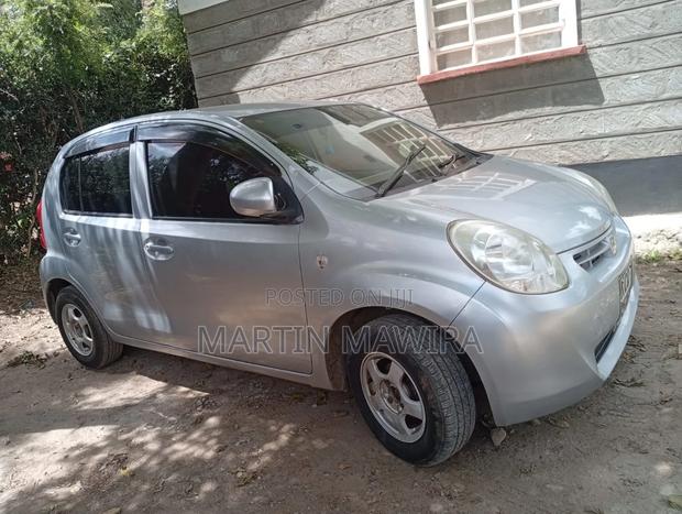 Toyota Passo 2012 Silver