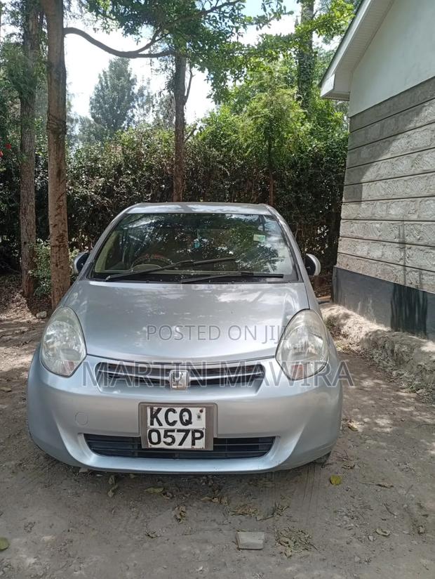 Toyota Passo 2012 Silver
