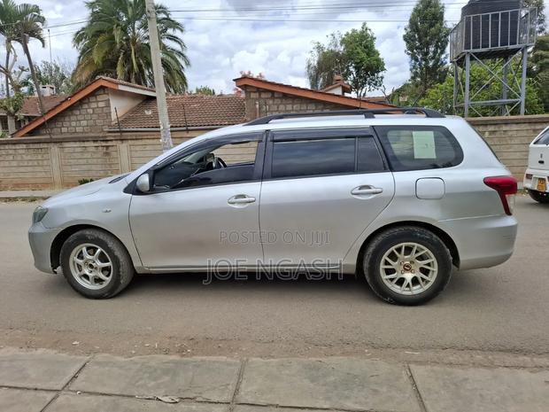 Toyota Corolla Fielder 1.5 Petrol FWD 2011 Silver